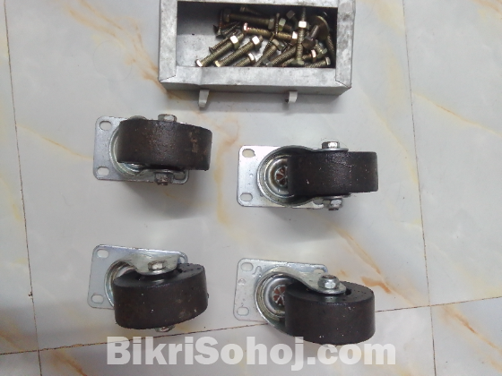 ৪ পিস ট্রলি চাকা সেল করা হবে